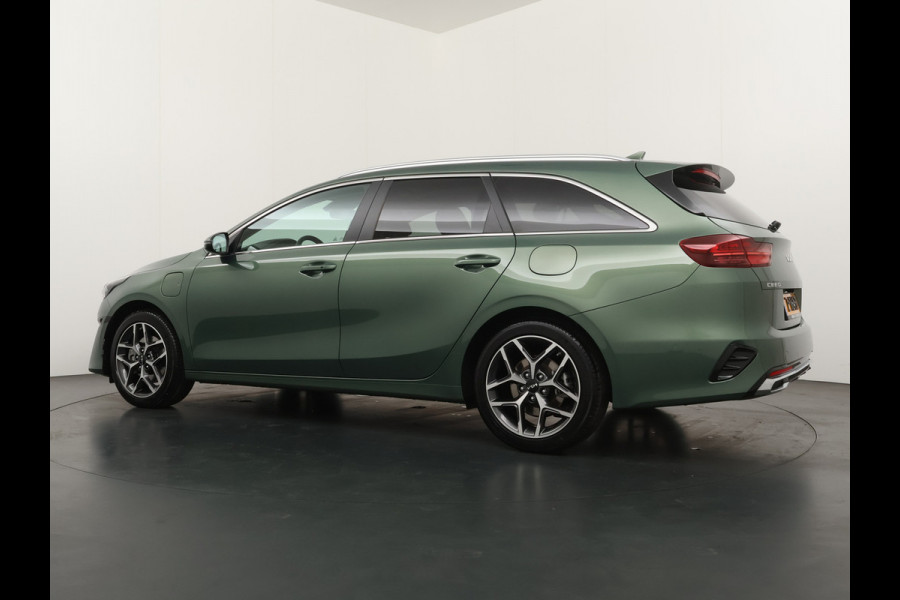 Kia Ceed Sportswagon 1.6 GDI PHEV ExecutiveLine Apple Carplay/ Android Auto - Cruise Control adaptief - Navigatie - Stoel/stuur verwarming - Panoramadak Fabrieksgarantie tot 03-2031