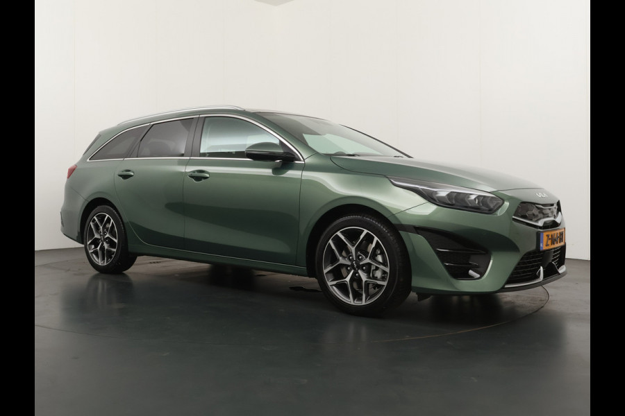 Kia Ceed Sportswagon 1.6 GDI PHEV ExecutiveLine Apple Carplay/ Android Auto - Cruise Control adaptief - Navigatie - Stoel/stuur verwarming - Panoramadak Fabrieksgarantie tot 03-2031