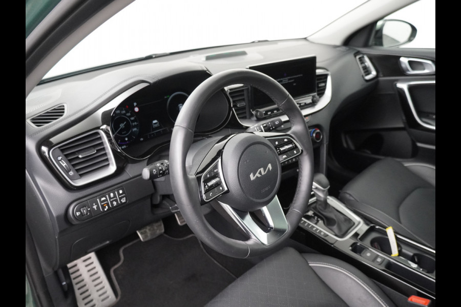 Kia Ceed Sportswagon 1.6 GDI PHEV ExecutiveLine Apple Carplay/ Android Auto - Cruise Control adaptief - Navigatie - Stoel/stuur verwarming - Panoramadak Fabrieksgarantie tot 03-2031