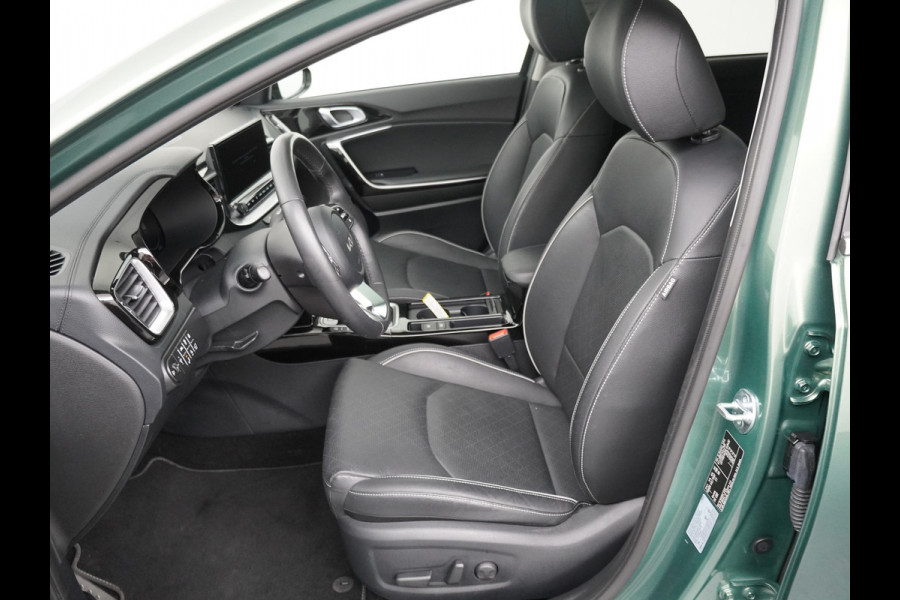 Kia Ceed Sportswagon 1.6 GDI PHEV ExecutiveLine Apple Carplay/ Android Auto - Cruise Control adaptief - Navigatie - Stoel/stuur verwarming - Panoramadak Fabrieksgarantie tot 03-2031