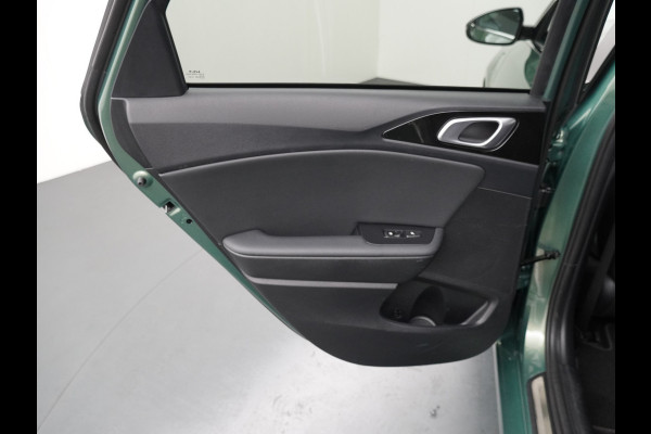 Kia Ceed Sportswagon 1.6 GDI PHEV ExecutiveLine Apple Carplay/ Android Auto - Cruise Control adaptief - Navigatie - Stoel/stuur verwarming - Panoramadak Fabrieksgarantie tot 03-2031