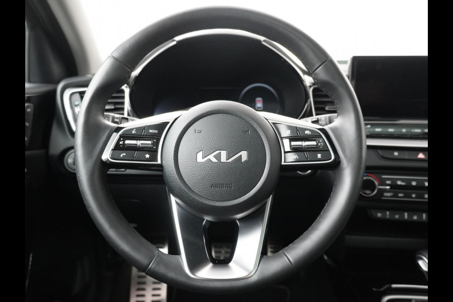 Kia Ceed Sportswagon 1.6 GDI PHEV ExecutiveLine Apple Carplay/ Android Auto - Cruise Control adaptief - Navigatie - Stoel/stuur verwarming - Panoramadak Fabrieksgarantie tot 03-2031
