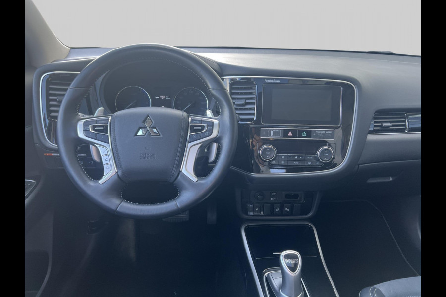 Mitsubishi Outlander 2.4 PHEV Intense+ Trekhaak