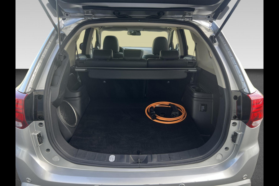 Mitsubishi Outlander 2.4 PHEV Intense+ Trekhaak