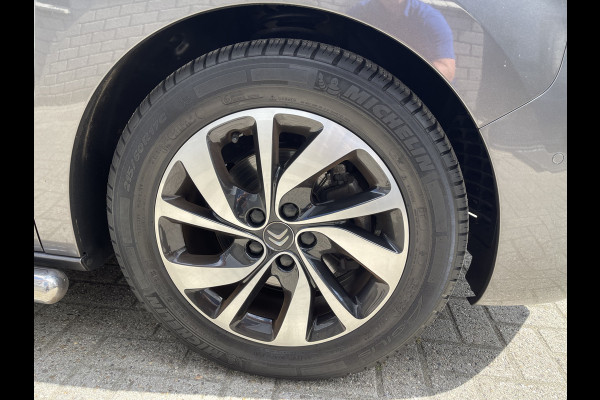 Citroën Jumpy 2.0 BlueHDI 180pk automaat Business XL L3H1 DC 5 persoons S&S / € 29.950 marge / vrij van btw / euro 6 diesel / airco / cruise / navi / camera / leer / trekhaak / rolstoel lift