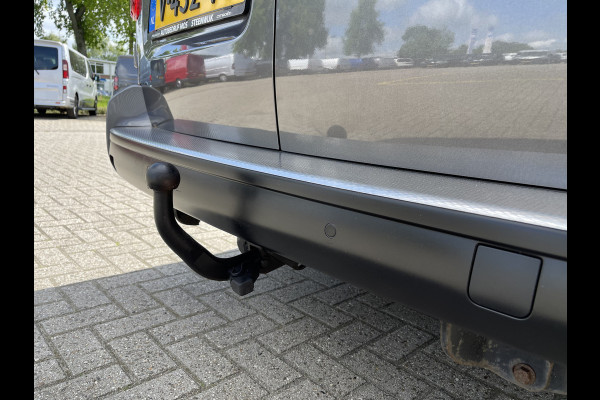 Citroën Jumpy 2.0 BlueHDI 180pk automaat Business XL L3H1 DC 5 persoons S&S / € 29.950 marge / vrij van btw / euro 6 diesel / airco / cruise / navi / camera / leer / trekhaak / rolstoel lift