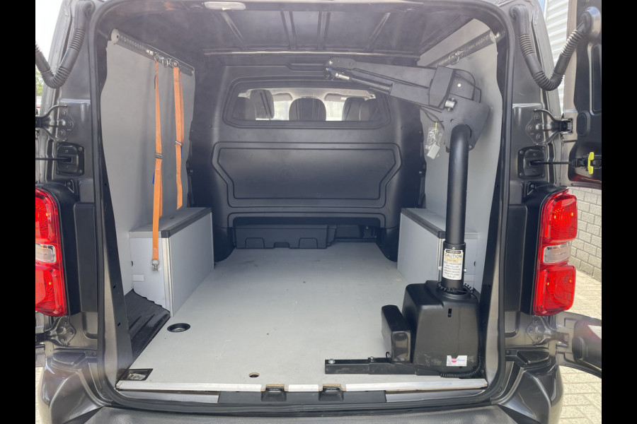 Citroën Jumpy 2.0 BlueHDI 180pk automaat Business XL L3H1 DC 5 persoons S&S / € 29.950 marge / vrij van btw / euro 6 diesel / airco / cruise / navi / camera / leer / trekhaak / rolstoel lift
