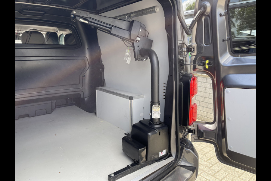 Citroën Jumpy 2.0 BlueHDI 180pk automaat Business XL L3H1 DC 5 persoons S&S / € 29.950 marge / vrij van btw / euro 6 diesel / airco / cruise / navi / camera / leer / trekhaak / rolstoel lift
