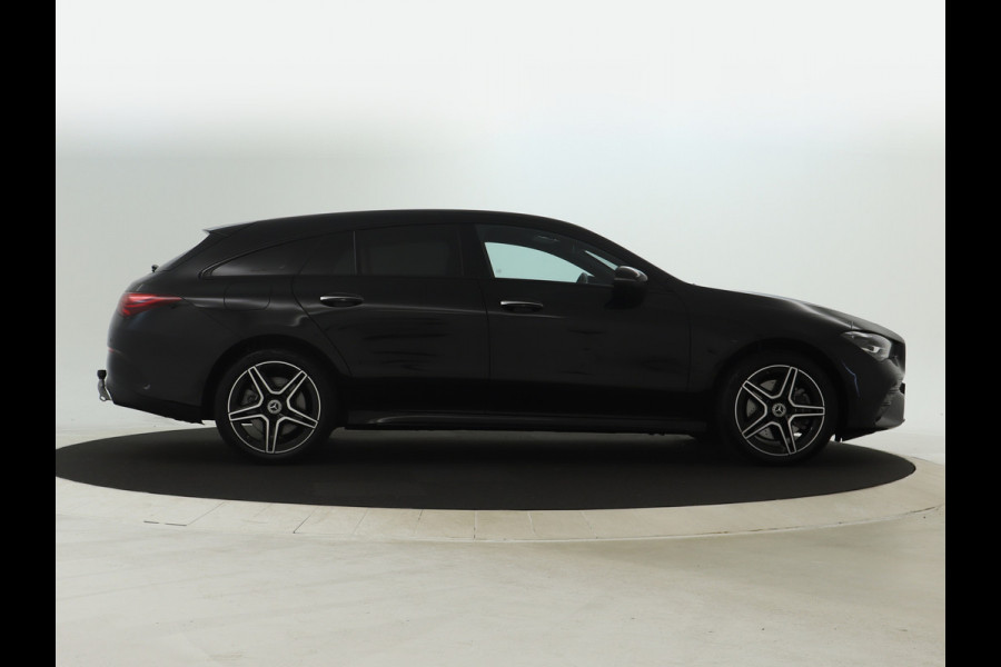 Mercedes-Benz CLA-Klasse Shooting Brake 250 e AMG Plug-In Hybride | 5 spaaks lichtmetalen velgen | Navigatie | Wide screen | Parking support met camera achter | Inclusief 24 maanden Mercedes-Benz Certified garantie voor Europa.