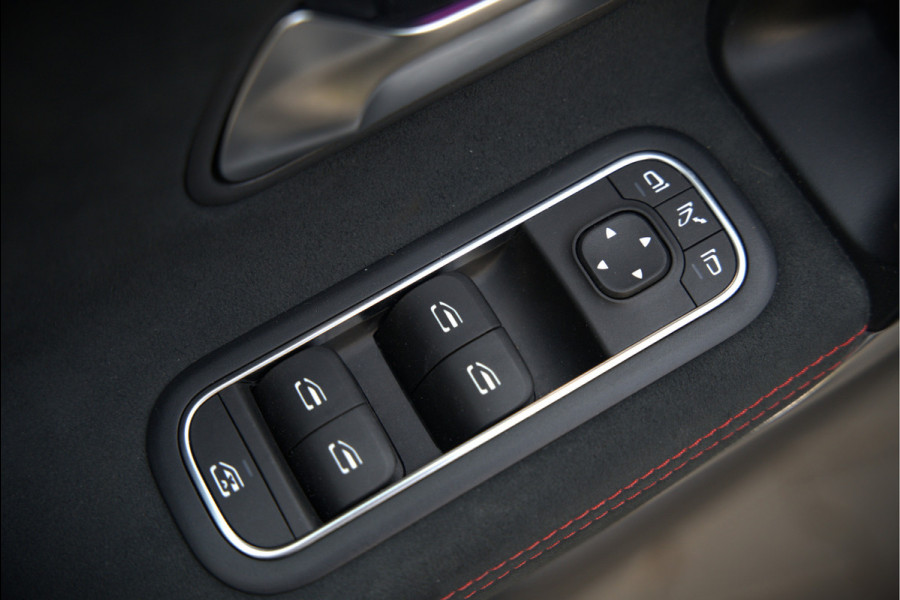 Mercedes-Benz CLA-Klasse Shooting Brake 250 e AMG Line | Panoramadak | Stoelverwarming | Cruise Control | Camera | Apple Carplay | Ambiance Verlichting | Night Pakket | Keyless | Dealer Onderhouden | Dodehoekdetectie