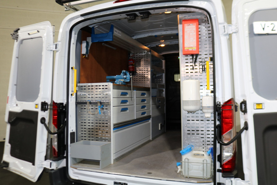 Ford Transit 2.0 TDci 130pk L2 H2 Airco Imperiaal Trap Trekhaak (2.8T) Inrichting