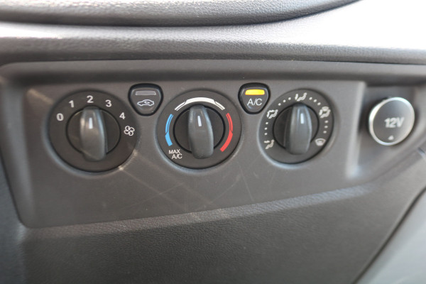 Ford Transit 2.0 TDci 130pk L2 H2 Airco Imperiaal Trap Trekhaak (2.8T) Inrichting