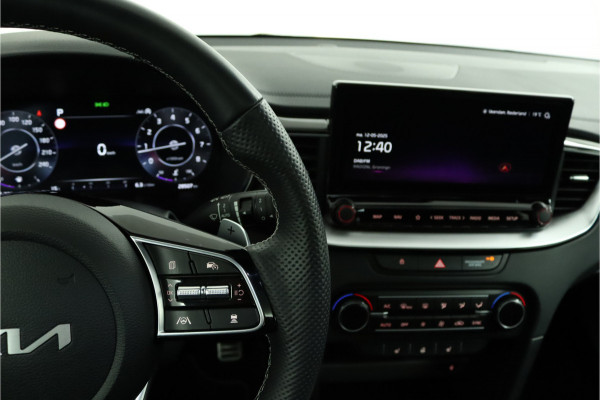 Kia Ceed Sportswagon 1.5 T-GDi GT-Line Apple Carplay/Android Auto - Cruise Control Adaptief - Dodehoekdetectie - Panoramadak - Navigatie - Stoel/Stuur verwarming - Fabrieksgarantie tot 10-2031