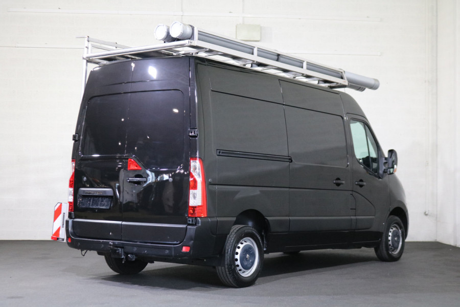 Renault Master 2.3 dCi 145pk L2 H2 Airco Navigatie Glasresteel