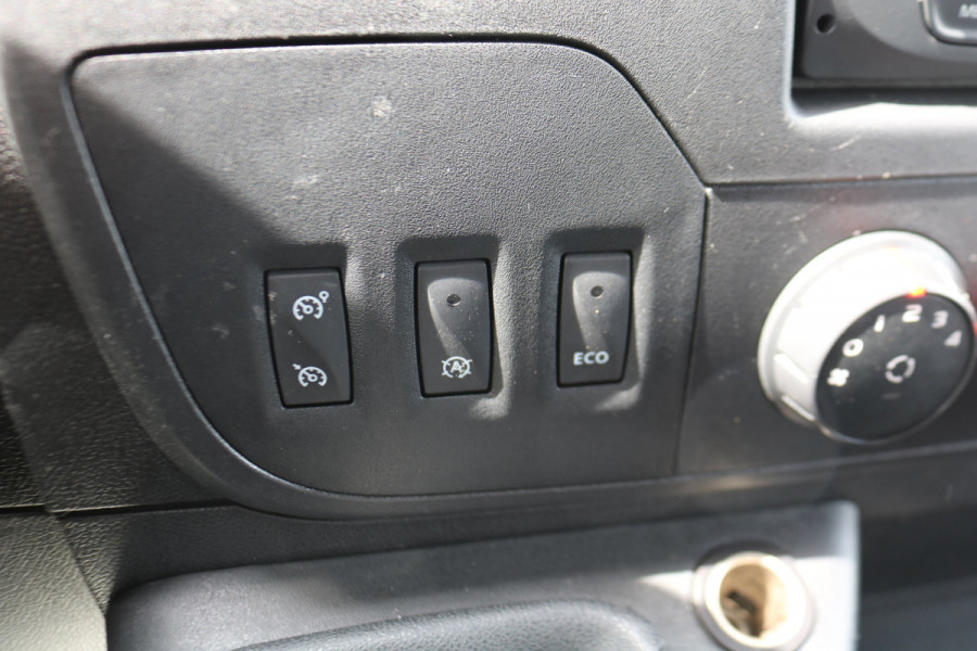 Renault Master 2.3 dCi 145pk L2 H2 Airco Navigatie Glasresteel