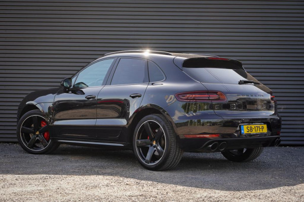 Porsche Macan 3.0 GTS / Pano / Leder / Luchtvering / NL Auto / 21''
