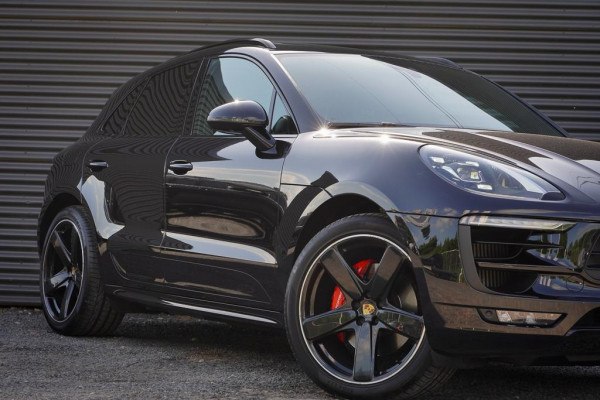 Porsche Macan 3.0 GTS / Pano / Leder / Luchtvering / NL Auto / 21''