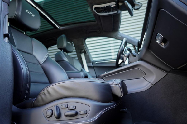 Porsche Macan 3.0 GTS / Pano / Leder / Luchtvering / NL Auto / 21''