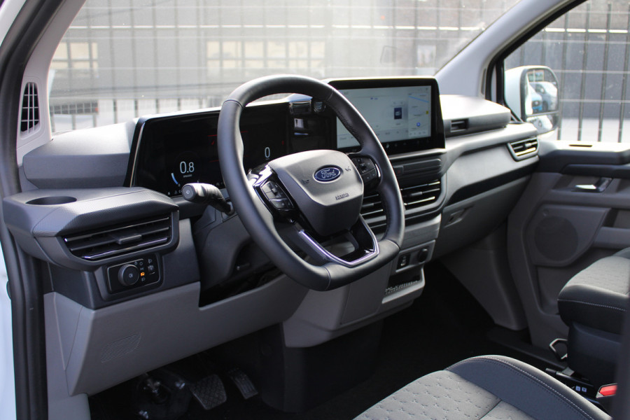 Ford Transit Custom 320 2.0 TDCI L2H1 Limited DC 170pk - Adaptive Cruise - Navi - 2x Schuifdeur - Verwarmd stuur - 70l tank - 17" LM velgen - Rijkla