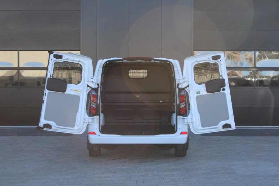 Ford Transit Custom 320 2.0 TDCI L2H1 Limited DC 170pk - Adaptive Cruise - Navi - 2x Schuifdeur - Verwarmd stuur - 70l tank - 17" LM velgen - Rijkla