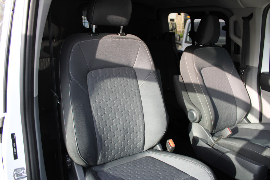 Ford Transit Custom 320 2.0 TDCI L2H1 Limited DC 170pk - Adaptive Cruise - Navi - 2x Schuifdeur - Verwarmd stuur - 70l tank - 17" LM velgen - Rijkla