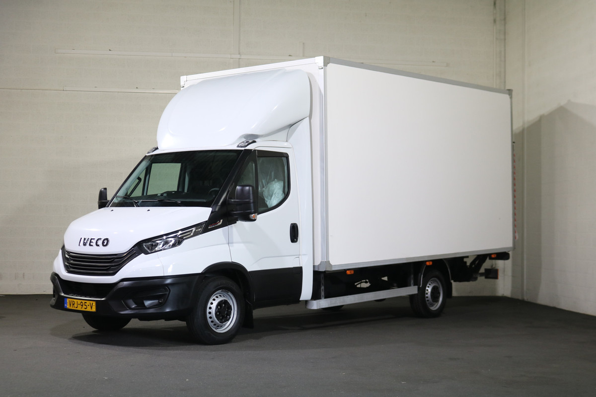 Iveco Daily 35S18 3.0 Automaat Bakwagen met Laadklep Iveco Daily 35S18 3.0 Automaat Bakwagen met Laadklep
