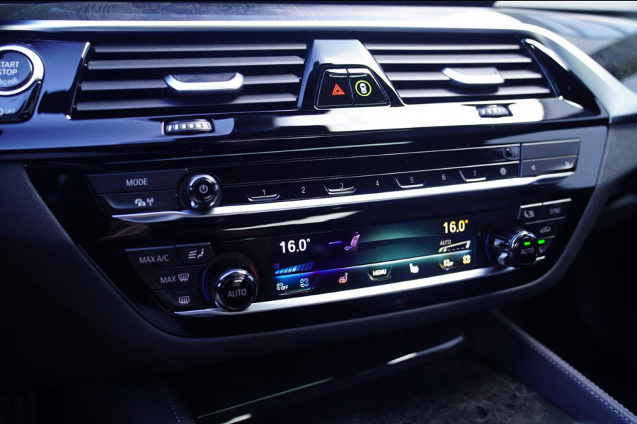 BMW 5 Serie M550i xDrive High Executive | Massage | Driving Assistant Professional | Softclose | Panorama | Head up | BMW LASER