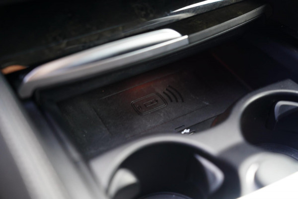 BMW 5 Serie M550i xDrive High Executive | Massage | Driving Assistant Professional | Softclose | Panorama | Head up | BMW LASER