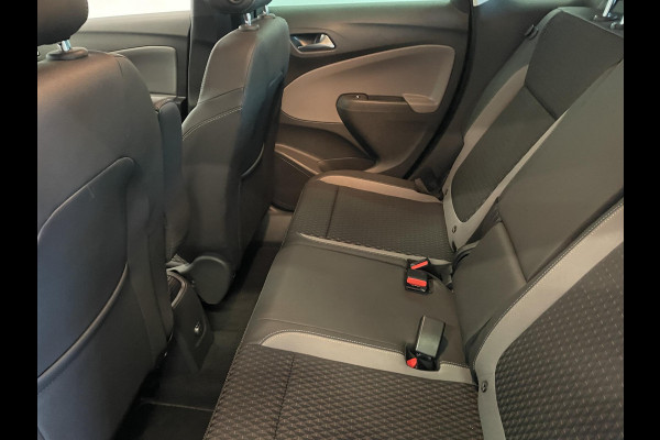 Opel Crossland X 1.2 Turbo 120 Jaar Edition Trekhaak Navigatie Apple Carplay/Android Auto Camera Parkeersensoren Cruise Control Blind Spot Assist Climate Control Lichtmetalen velgen Getinte ramen