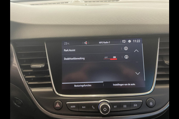 Opel Crossland X 1.2 Turbo 120 Jaar Edition Trekhaak Navigatie Apple Carplay/Android Auto Camera Parkeersensoren Cruise Control Blind Spot Assist Climate Control Lichtmetalen velgen Getinte ramen