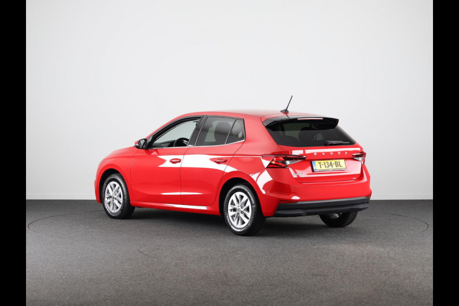 Škoda Fabia 1.0 TSI Business Edition 95 pk | Verlengde garantie | Navigatie via App | Autom. airco | Parkeersensoren achter | Stoelverwarming | LED koplampen |