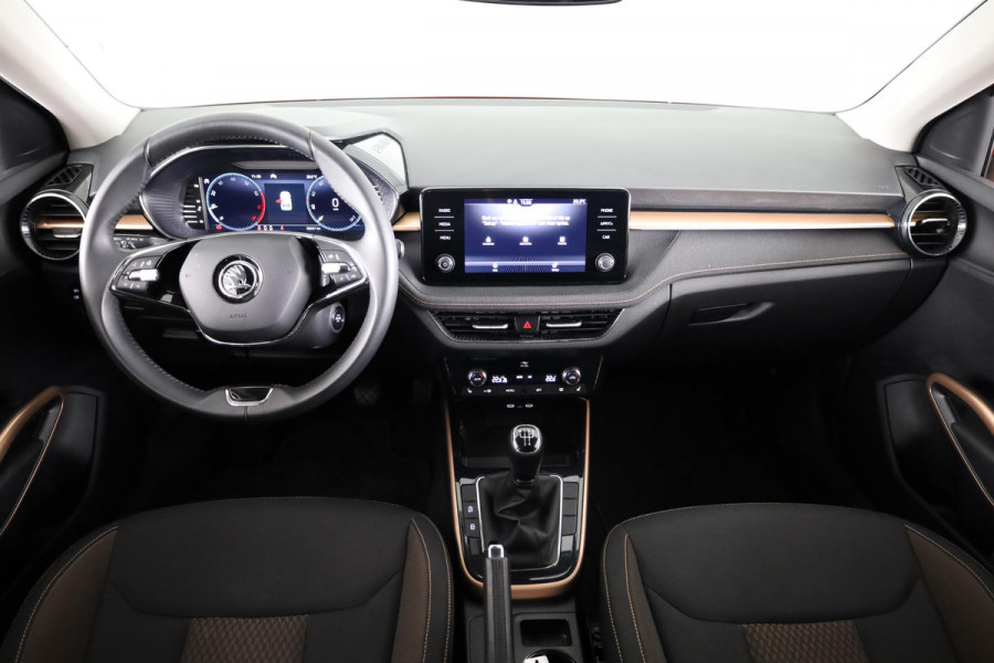 Škoda Fabia 1.0 TSI Business Edition 95 pk | Verlengde garantie | Navigatie via App | Autom. airco | Parkeersensoren achter | Stoelverwarming | LED koplampen |