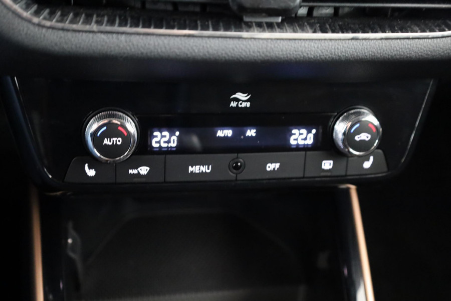 Škoda Fabia 1.0 TSI Business Edition 95 pk | Verlengde garantie | Navigatie via App | Autom. airco | Parkeersensoren achter | Stoelverwarming | LED koplampen |