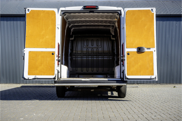 Fiat Ducato 2.2 MultiJet | L2H2 | 3T Trekgewicht | 10'' Display | Camera | Navi | Climate | Cruise | PDC | Euro 6