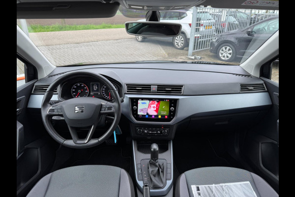 Seat Arona 1.0 TSI Style Business Intense TREKHAAK / PDC / CRUISE / NAVIGATIE / 4-SEIZOENEN / CARPLAY / ECC