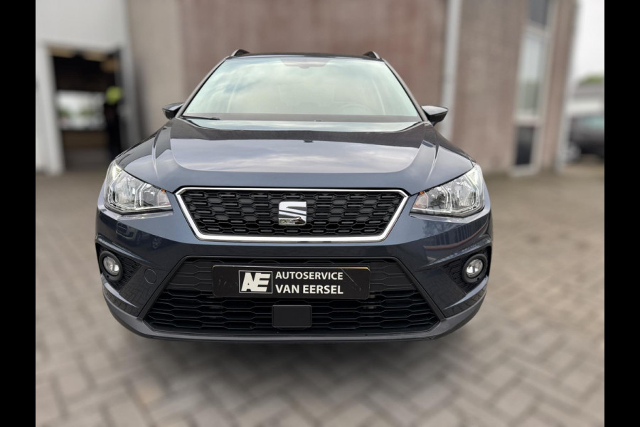 Seat Arona 1.0 TSI Style Business Intense TREKHAAK / PDC / CRUISE / NAVIGATIE / 4-SEIZOENEN / CARPLAY / ECC