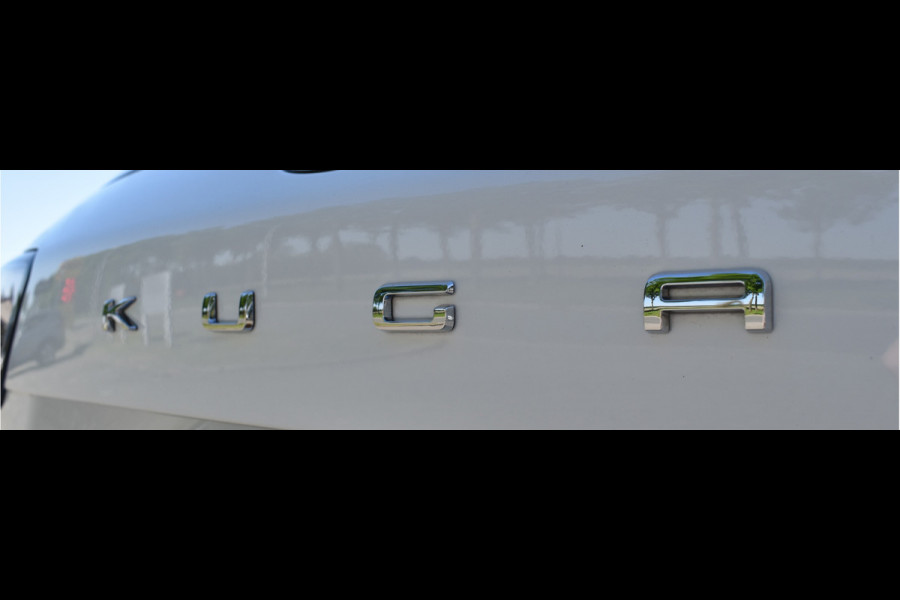 Ford Kuga 2.5 PHEV ST-Line / Keyless Drive / Automaat / Parkeerhulp / LED / Adaptive Cruise C.
