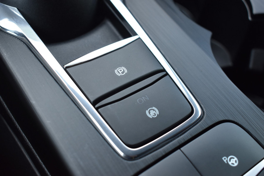 Ford Kuga 2.5 PHEV ST-Line / Keyless Drive / Automaat / Parkeerhulp / LED / Adaptive Cruise C.