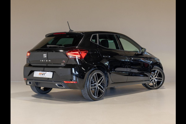 Seat Ibiza 1.0 TSI FR Business Intense Plus / 110pk / Panorama dak / Achteruitrij camera / Stoelverwarming /