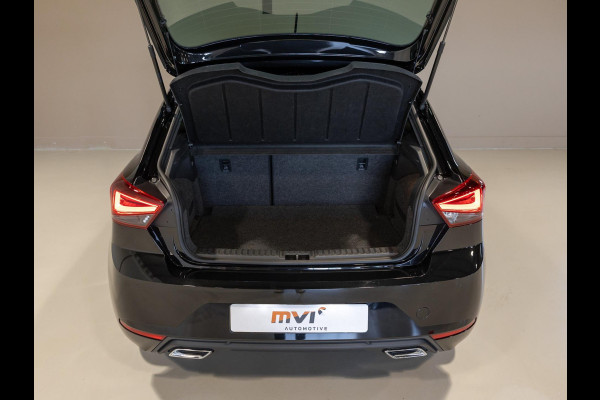 Seat Ibiza 1.0 TSI FR Business Intense Plus / 110pk / Panorama dak / Achteruitrij camera / Stoelverwarming /