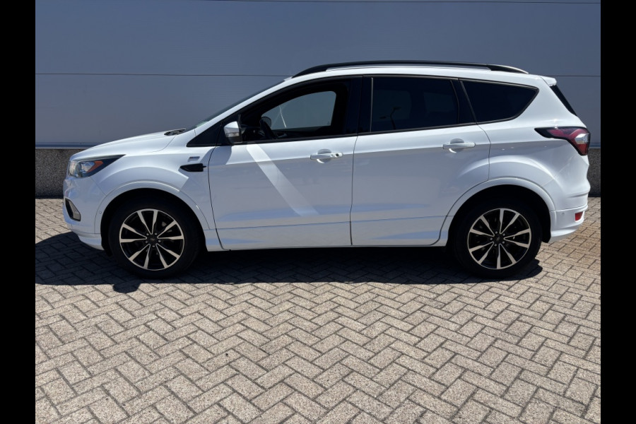 Ford Kuga 1.5 EcoB. ST Line, trekhaak, camera