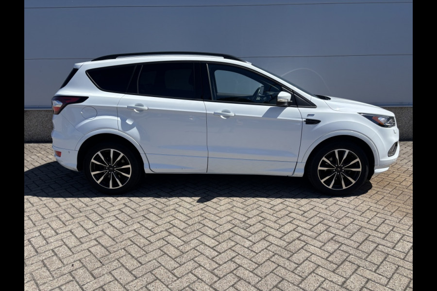 Ford Kuga 1.5 EcoB. ST Line, trekhaak, camera