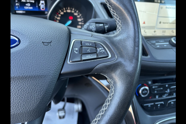 Ford Kuga 1.5 EcoB. ST Line, trekhaak, camera