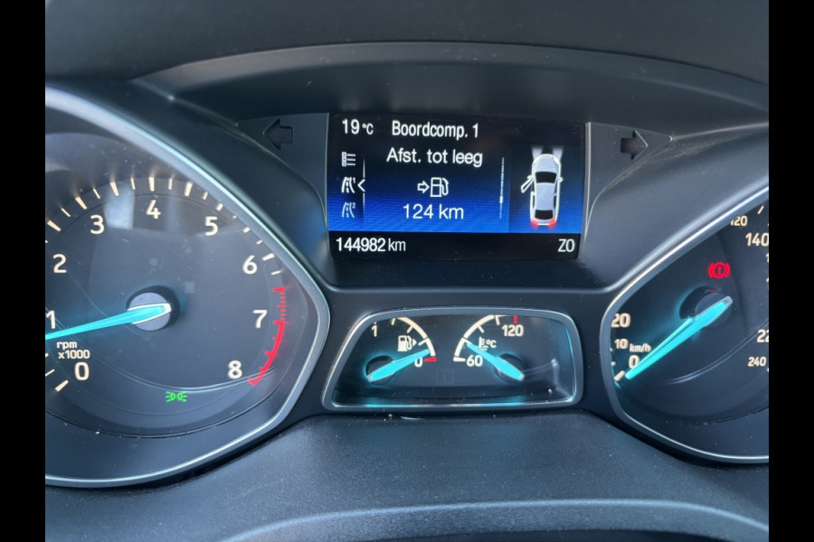 Ford Kuga 1.5 EcoB. ST Line, trekhaak, camera