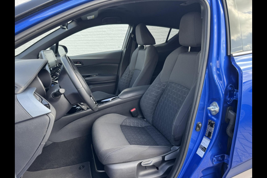 Toyota C-HR 2.0 Hybrid Style Led Camera Stoelverwarming Trekhaak afneembaar