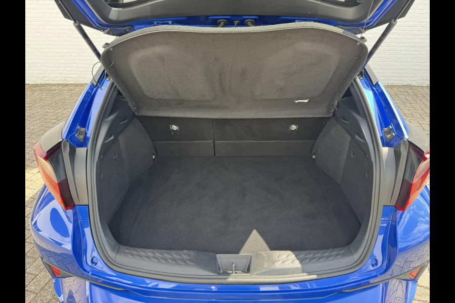 Toyota C-HR 2.0 Hybrid Style Led Camera Stoelverwarming Trekhaak afneembaar