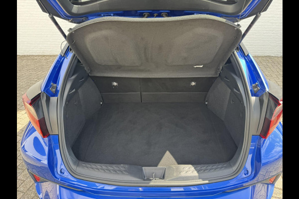 Toyota C-HR 2.0 Hybrid Style Led Camera Stoelverwarming Trekhaak afneembaar