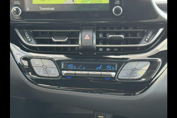 Toyota C-HR 2.0 Hybrid Style Led Camera Stoelverwarming Trekhaak afneembaar