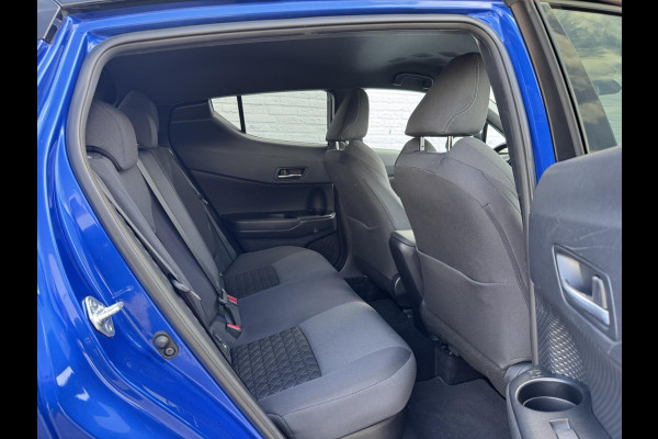 Toyota C-HR 2.0 Hybrid Style Led Camera Stoelverwarming Trekhaak afneembaar