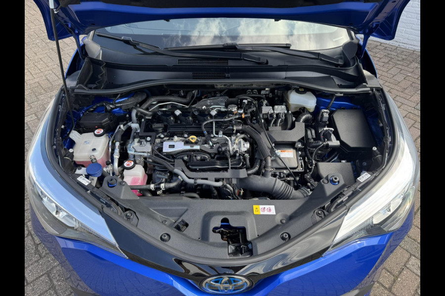Toyota C-HR 2.0 Hybrid Style Led Camera Stoelverwarming Trekhaak afneembaar